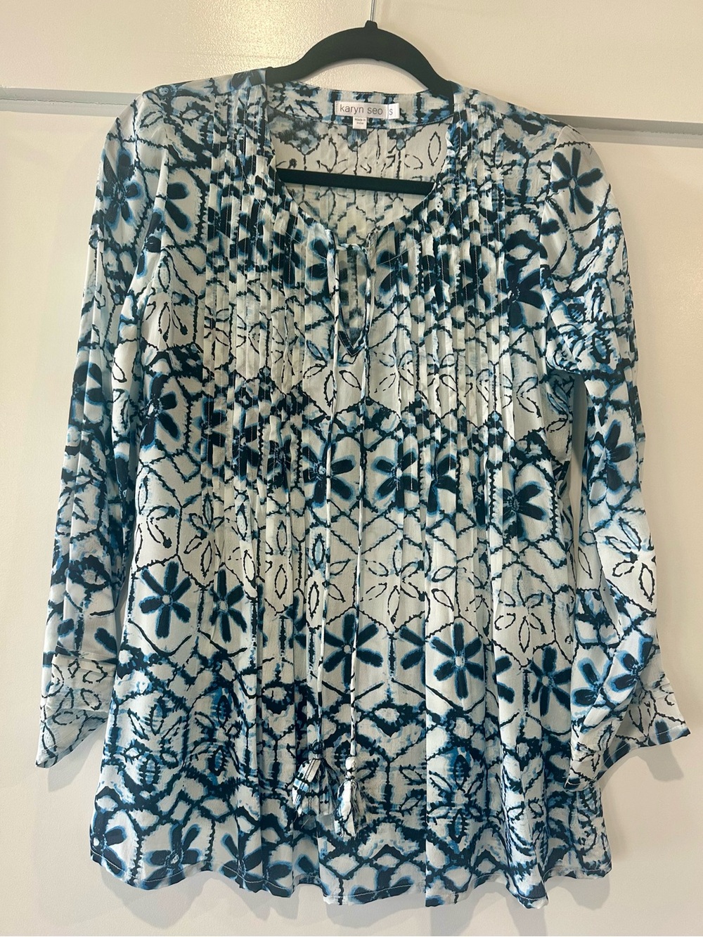 Karyn Seo Blue  Floral Tunic with Tassel Tie